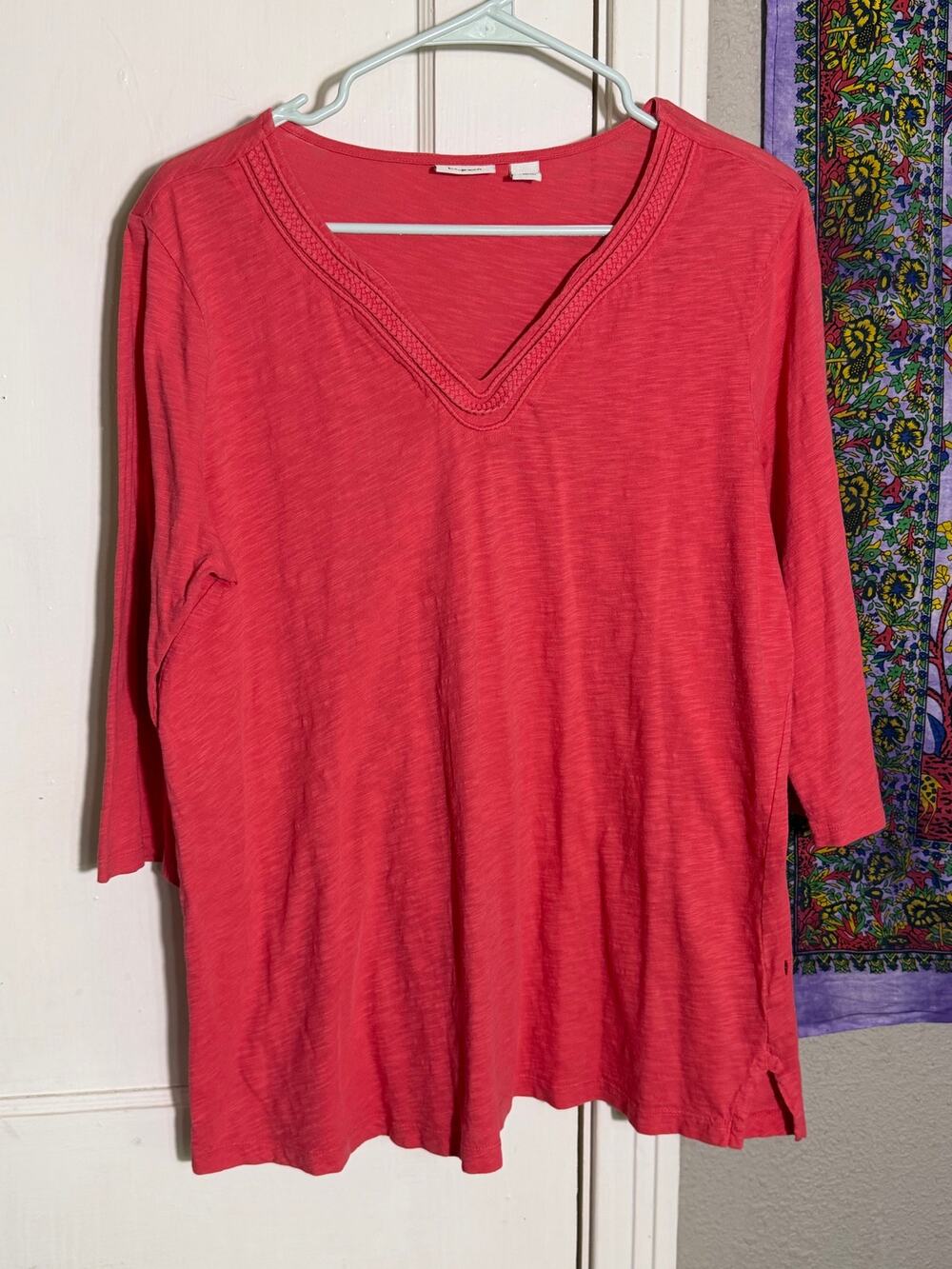 L.L.Bean Women’s Large Coral V Neck 3/4 Sleeve Knit Top Casual Cotton Blend Tee